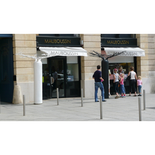 Picture France Paris Place Vendome 2007-07 24 - Center Place Vendome