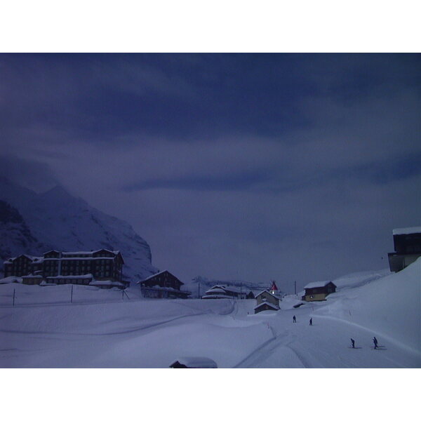 Picture Swiss Grindelwald 1999-04 3 - Center Grindelwald