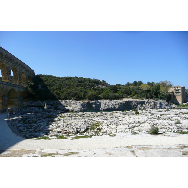 Picture France Pont du Gard 2008-04 57 - Recreation Pont du Gard