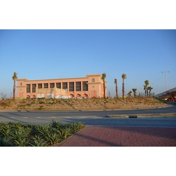 Picture United Arab Emirates Dubai Palm Jumeirah 2009-01 33 - Tour Palm Jumeirah