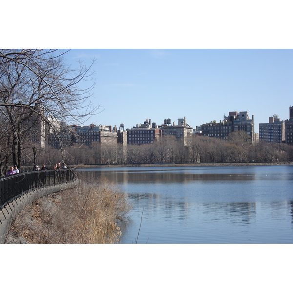 Picture United States New York Central Park 2006-03 34 - Around Central Park