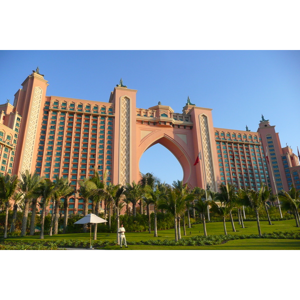 Picture United Arab Emirates Dubai Palm Jumeirah 2009-01 42 - History Palm Jumeirah