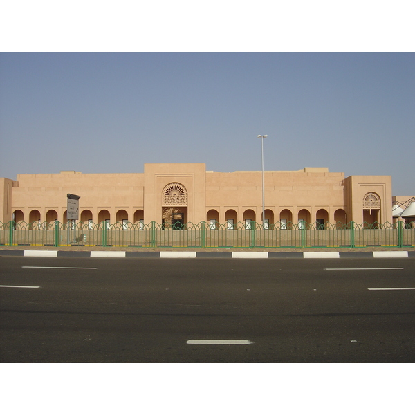 Picture United Arab Emirates Al Ain 2005-03 36 - Tour Al Ain