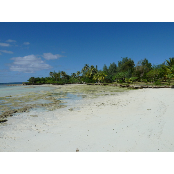 Picture New Caledonia Lifou Mu 2010-05 19 - Around Mu