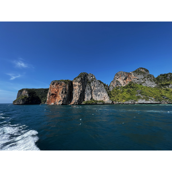 Picture Thailand Phuket to Ko Phi Phi Ferry 2021-12 84 - Center Phuket to Ko Phi Phi Ferry