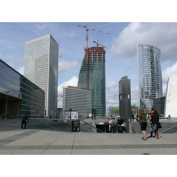 Picture France Paris La Defense 2007-05 153 - Recreation La Defense