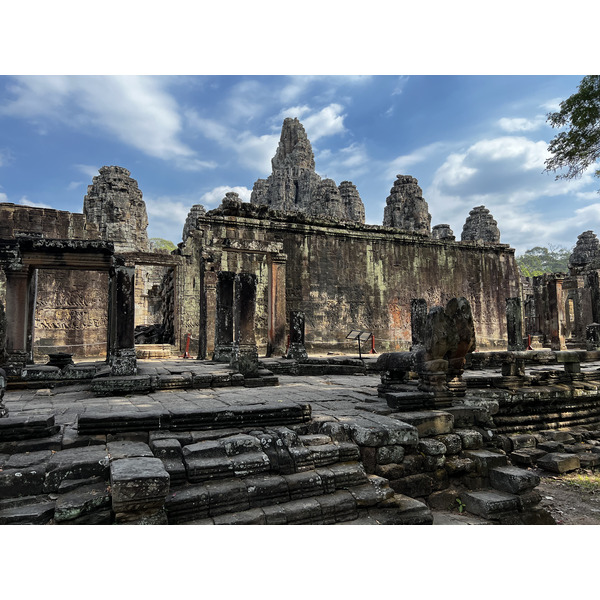 Picture Cambodia Siem Reap Bayon 2023-01 27 - Tour Bayon