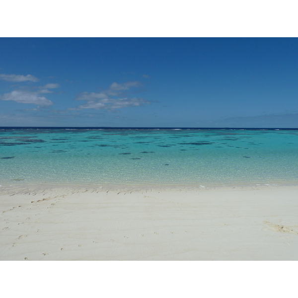 Picture New Caledonia Lifou Mu 2010-05 11 - Center Mu