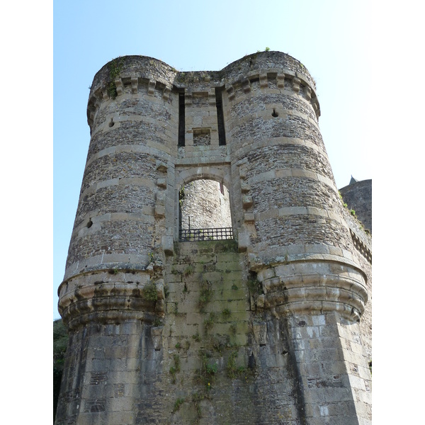 Picture France Fougeres 2010-04 206 - Tour Fougeres