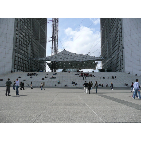 Picture France Paris La Defense 2007-05 160 - Center La Defense