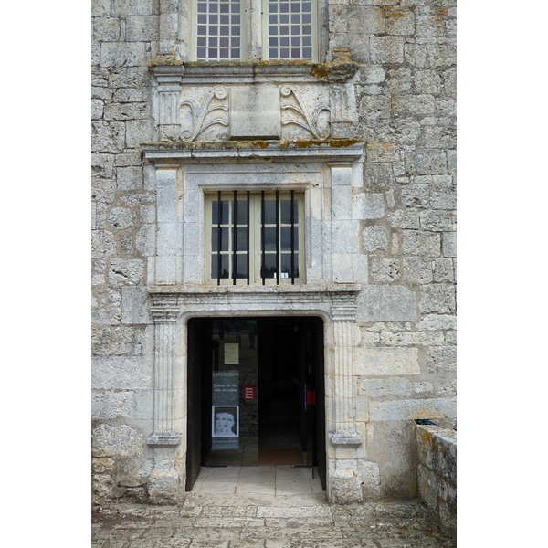 Picture France Monbazillac 2010-08 101 - History Monbazillac