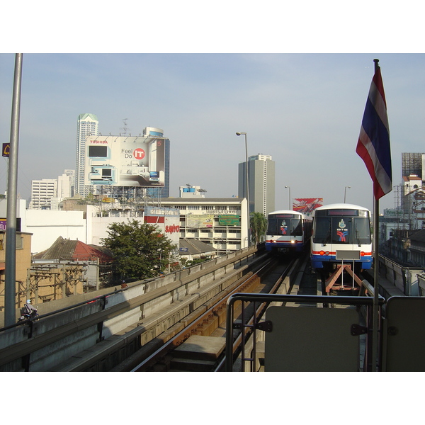 Picture Thailand Bangkok Sky Train 2004-12 101 - Recreation Sky Train