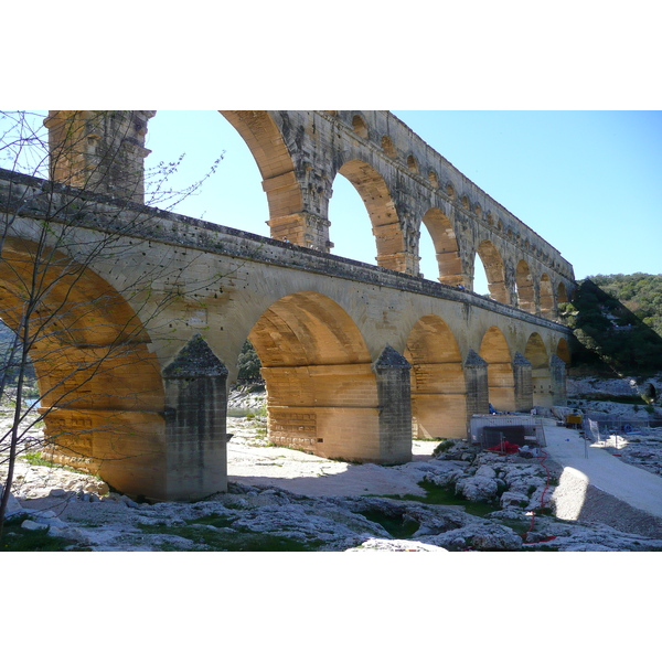 Picture France Pont du Gard 2008-04 37 - History Pont du Gard