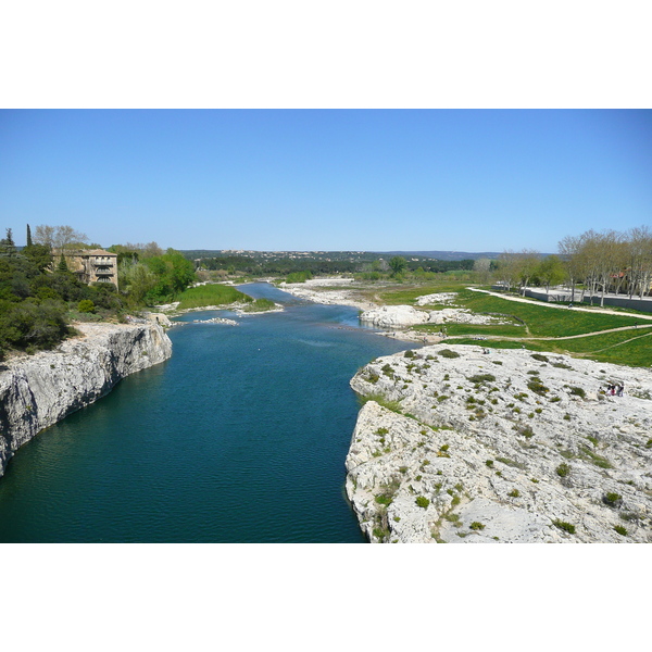 Picture France Pont du Gard 2008-04 28 - Tour Pont du Gard