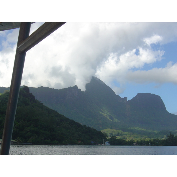 Picture Polynesia Moorea 2006-04 73 - Tour Moorea