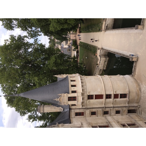 Picture France Azay-le-Rideau Castle 2017-08 0 - Recreation Azay-le-Rideau Castle