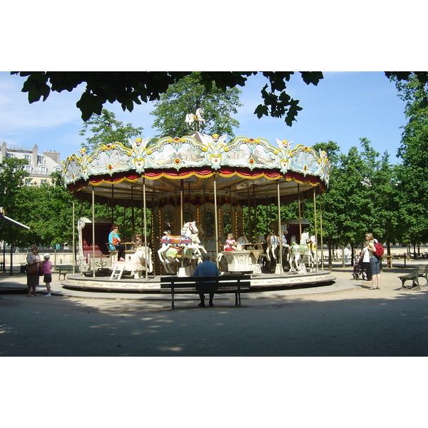 Picture France Paris Garden of Tuileries 2007-05 372 - Tours Garden of Tuileries