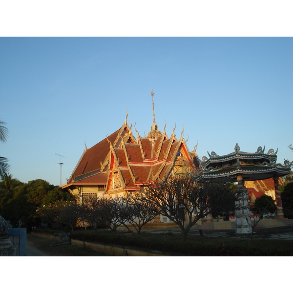 Picture Thailand Phitsanulok Wat Jomthong 2008-01 0 - Center Wat Jomthong