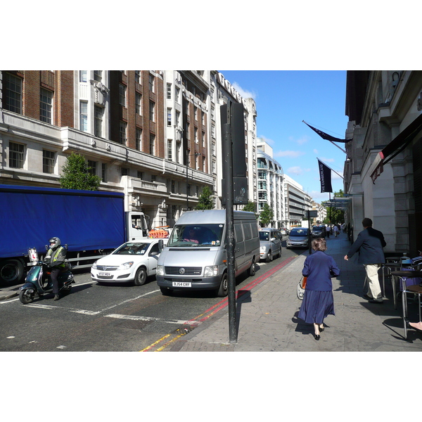 Picture United Kingdom London Oxford Street 2007-09 61 - History Oxford Street