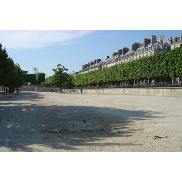 Picture France Paris Garden of Tuileries 2007-05 314 - Around Garden of Tuileries