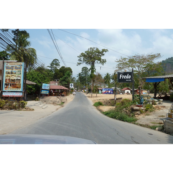 Picture Thailand Ko Chang Island road 2011-02 32 - Tours Island road