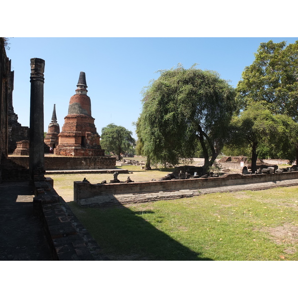 Picture Thailand Ayutthaya 2011-12 96 - Around Ayutthaya