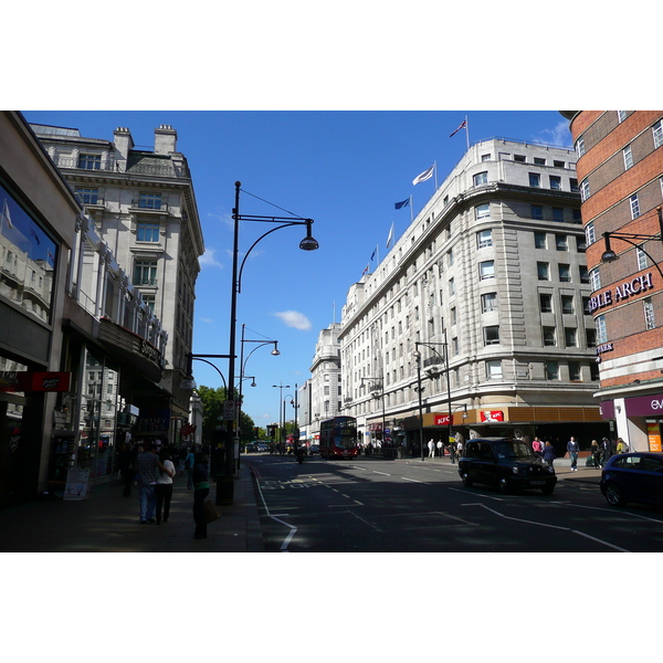 Picture United Kingdom London Oxford Street 2007-09 66 - Recreation Oxford Street