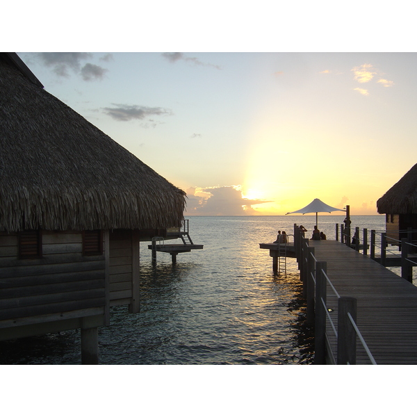 Picture Polynesia Moorea Pearl Resort Hotel 2006-04 9 - Center Pearl Resort Hotel