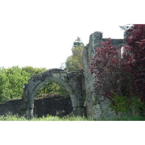 Picture United Kingdom Scotland Inchmahome Priory 2011-07 12 - History Inchmahome Priory