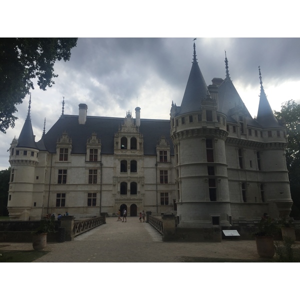 Picture France Azay-le-Rideau Castle 2017-08 43 - Recreation Azay-le-Rideau Castle