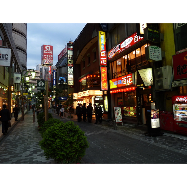 Picture Japan Tokyo Shinjuku 2010-06 61 - Tour Shinjuku