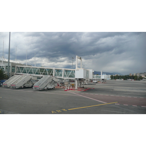 Picture France Nice Airport 2007-07 9 - Tour Nice Airport