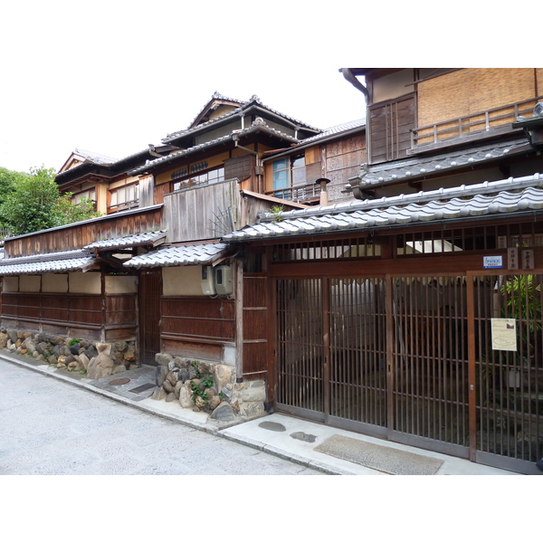 Picture Japan Kyoto Ninenzaka 2010-06 4 - History Ninenzaka