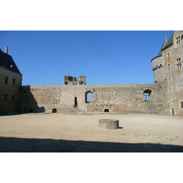 Picture France Suscinio Castle 2007-09 107 - Recreation Suscinio Castle