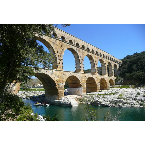 Picture France Pont du Gard 2008-04 18 - Around Pont du Gard