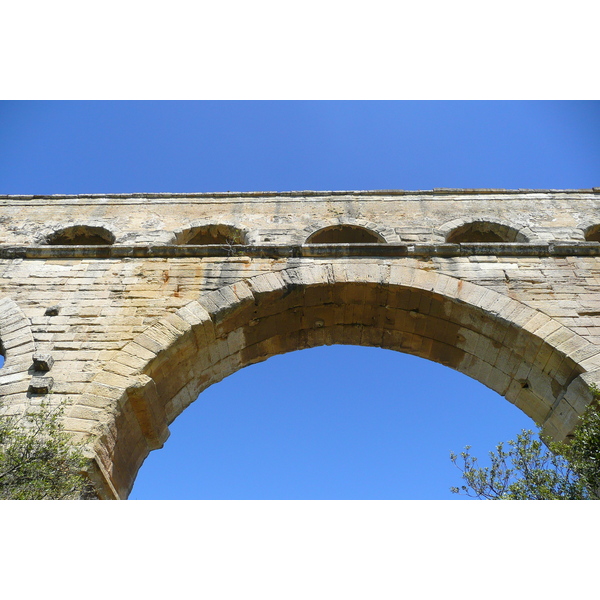 Picture France Pont du Gard 2008-04 73 - Tour Pont du Gard