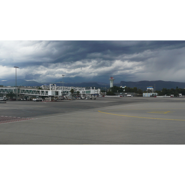 Picture France Nice Airport 2007-07 13 - Journey Nice Airport