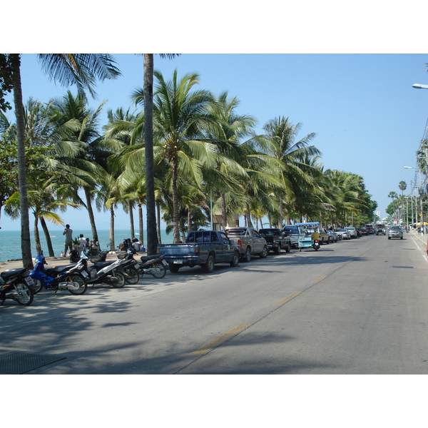 Picture Thailand Jomtien Jomtien Seashore 2008-01 147 - Discovery Jomtien Seashore