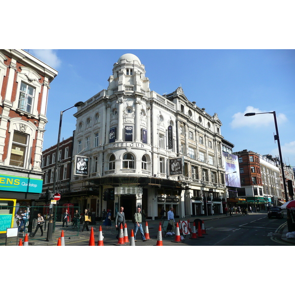 Picture United Kingdom London Shaftesbury Avenue 2007-09 76 - Recreation Shaftesbury Avenue