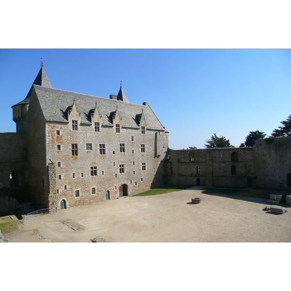 Picture France Suscinio Castle 2007-09 47 - Around Suscinio Castle