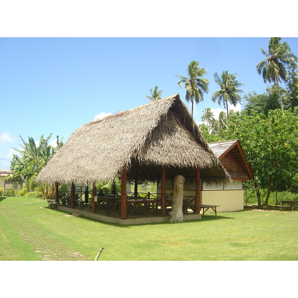 Picture Polynesia Marquises 2006-04 36 - Tour Marquises