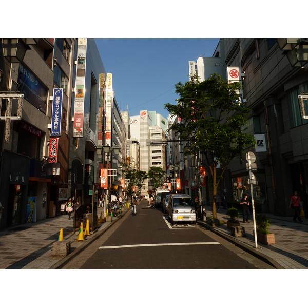 Picture Japan Tokyo Shinjuku 2010-06 70 - Discovery Shinjuku