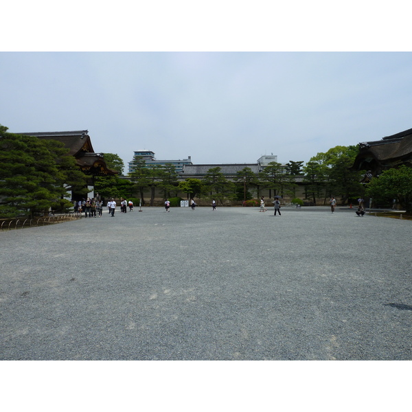 Picture Japan Kyoto Nijo Castle 2010-06 87 - Around Nijo Castle