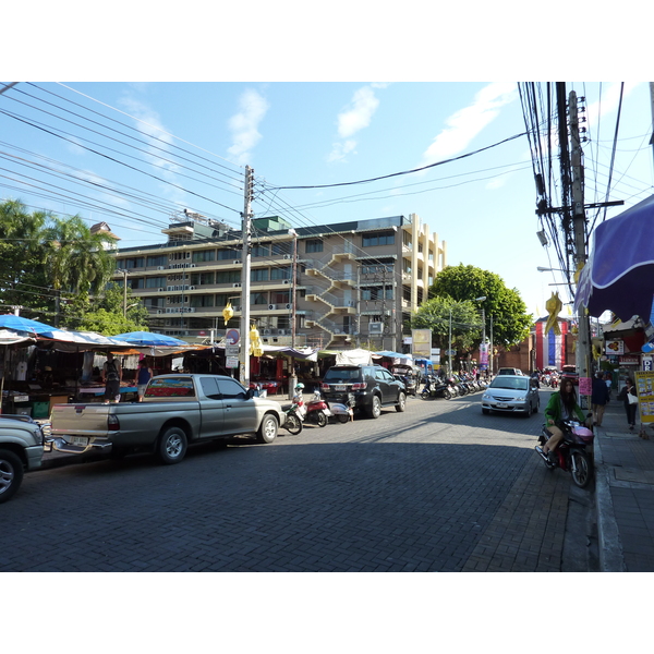 Picture Thailand Chiang Mai Rachadamnoen road 2009-12 10 - Tours Rachadamnoen road