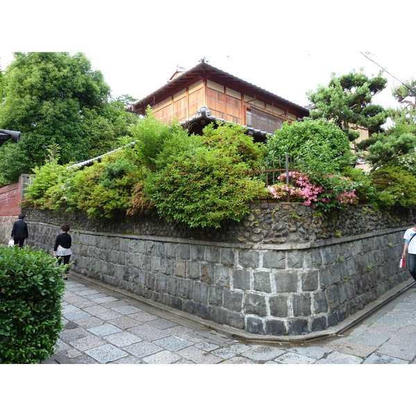 Picture Japan Kyoto Ninenzaka 2010-06 93 - Center Ninenzaka