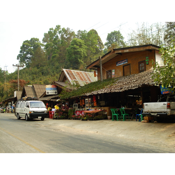 Picture Thailand Chiang Mai to Pai road 2007-02 38 - History Chiang Mai to Pai road