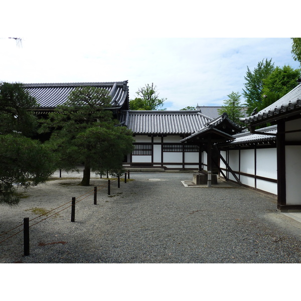 Picture Japan Kyoto Nishi Honganji Temple 2010-06 4 - History Nishi Honganji Temple