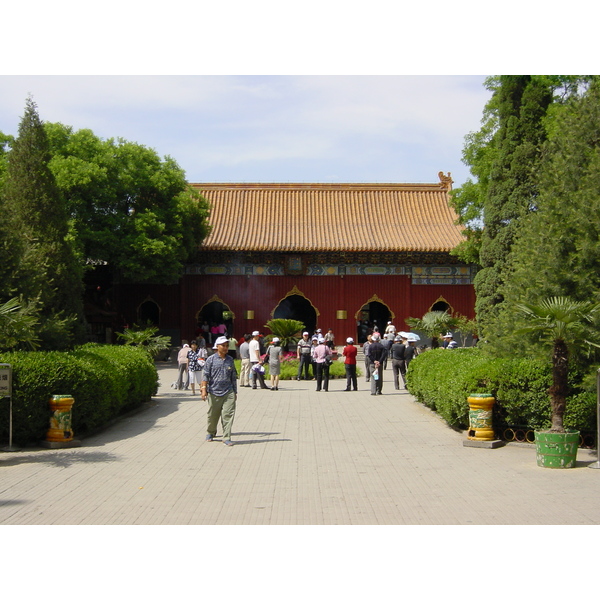 Picture China Beijing Beihai Park 2002-05 17 - Discovery Beihai Park