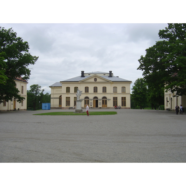 Picture Sweden Drottningholm 2005-06 13 - Center Drottningholm