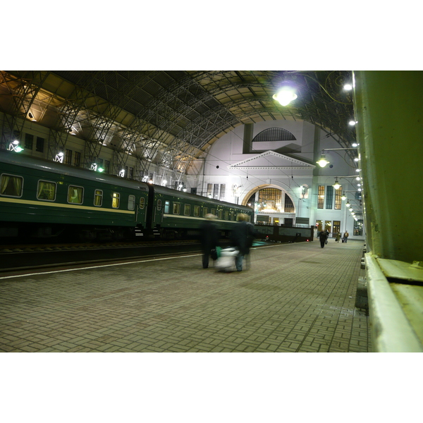 Picture Russia Moscow Kievska Train Station 2007-11 4 - Discovery Kievska Train Station